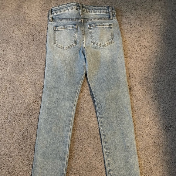 Girls jeans with designs size 6X - Picture 3 of 3